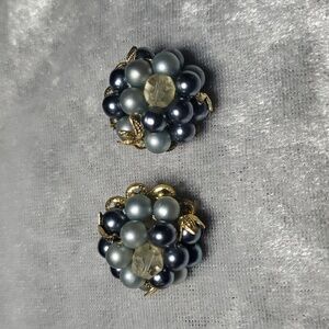 Vintage JAPAN signed Blue Cluster Lucite Bead Gold Tone Clip On Earrings